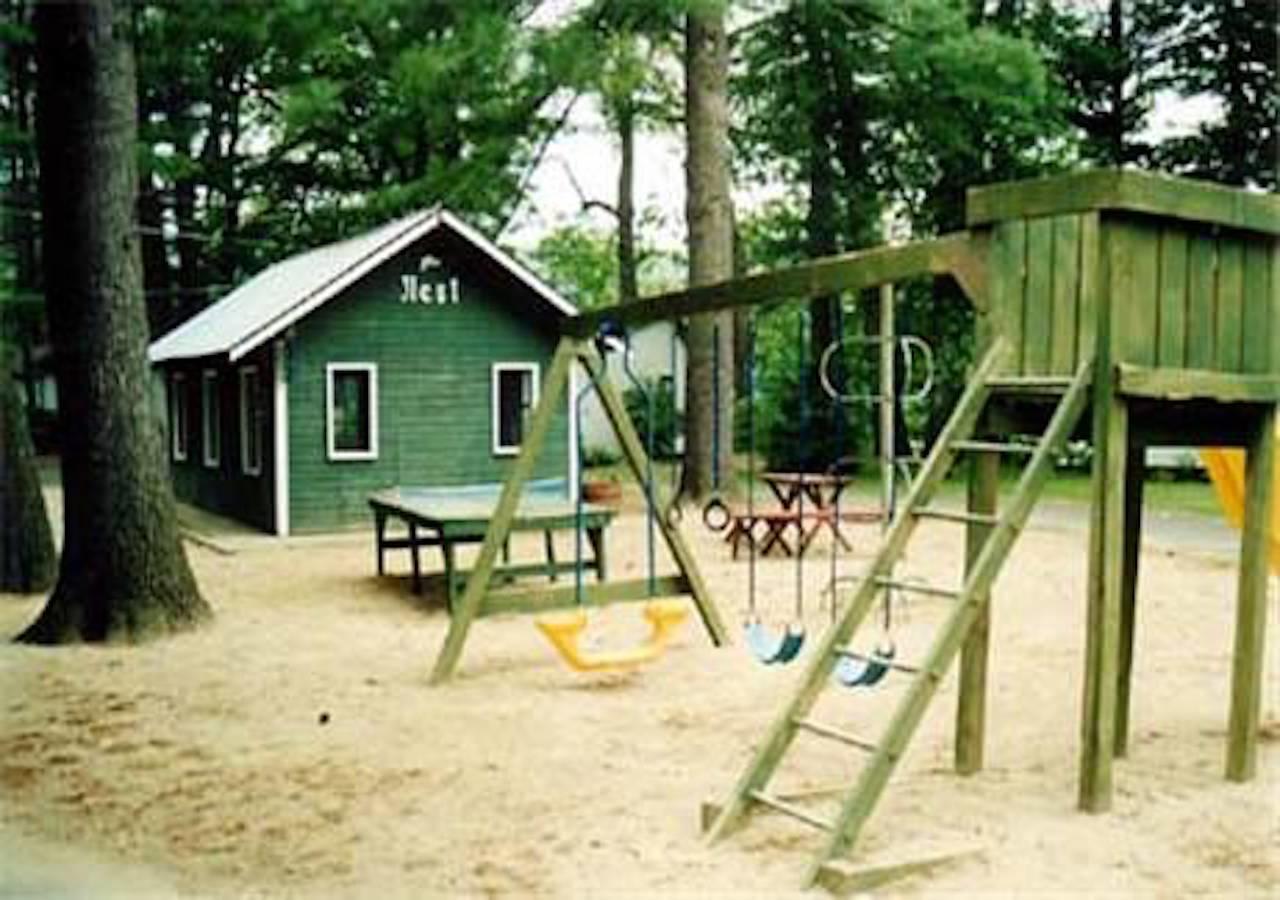 The Elms Waterfront Cottages Lake Luzerne Exterior photo