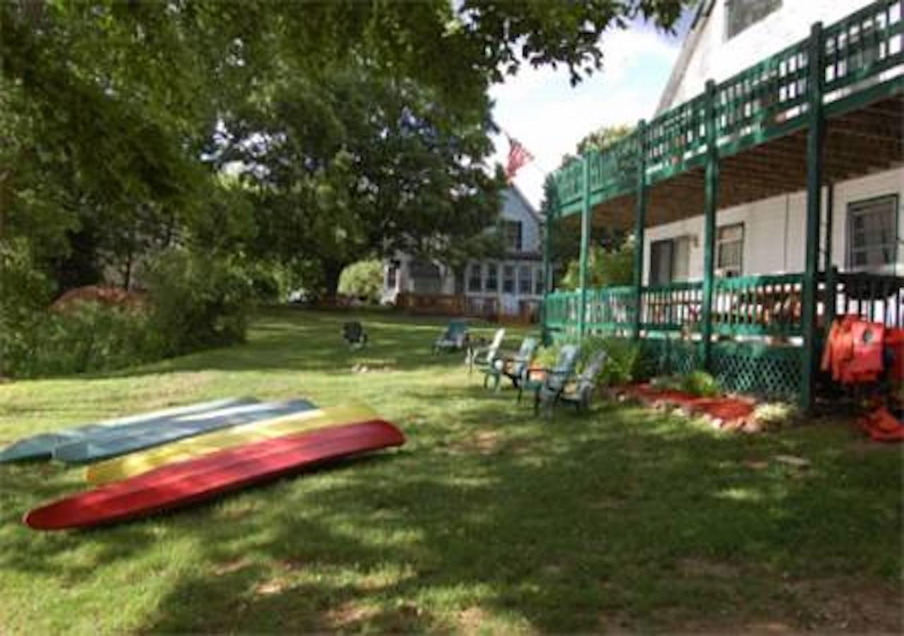 The Elms Waterfront Cottages Lake Luzerne Exterior photo