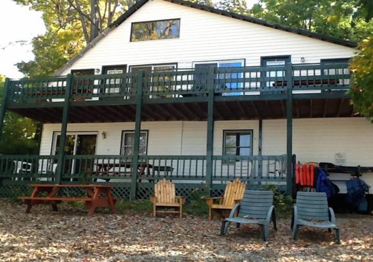 The Elms Waterfront Cottages Lake Luzerne Exterior photo